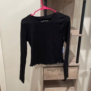 Black long sleeve crop top from Aeropostale.